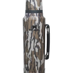 Best Pirce 😉 Stanley Classic Legendary Bottle | 1.5 QT 🧨 -SWEESE Shop B2B Web PNG The Classic Vacuum Bottle MossyOak Bottomlands 1 5QT